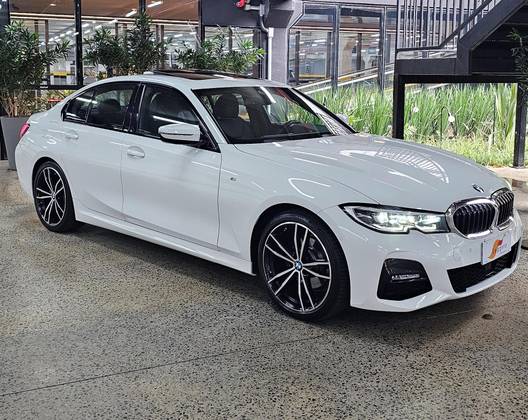 BMW 320i 2.0 16V TURBO FLEX M SPORT AUTOMÁTICO BMW 320i 2.0 16V TURBO FLEX M SPORT AUTOMÁTICO